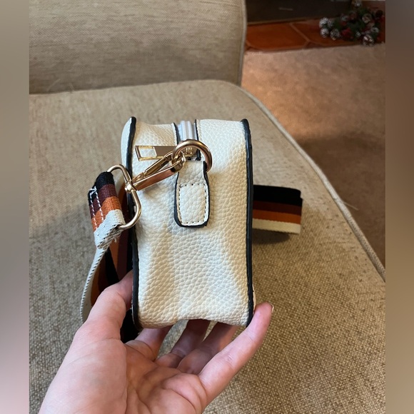 Mudd leather square purse - Picture 4 of 6